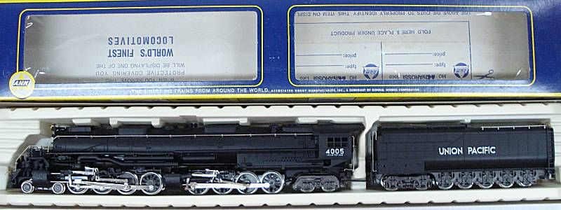 Union Pacific Big Boy #4005 4 8 8 4 HO Scale by Rivarossi #5114 B 