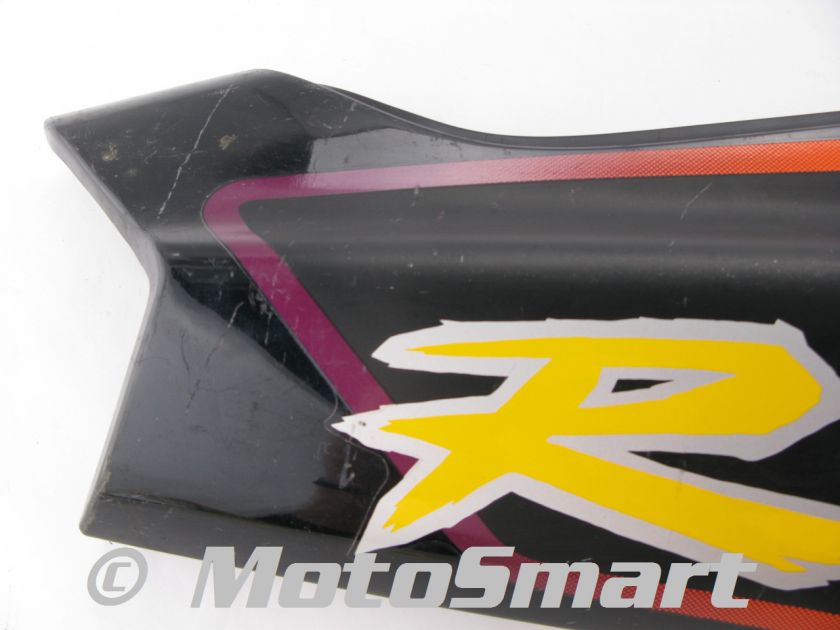   Suzuki GSXR750 Right Tail Side Cover Fairing   47111 17E   Image 07