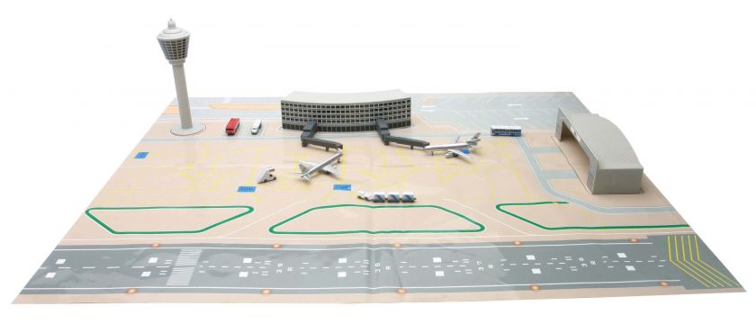 NEW RAY AIRPORT TERMINAL SET AMERICAN AIRLINES 07315  