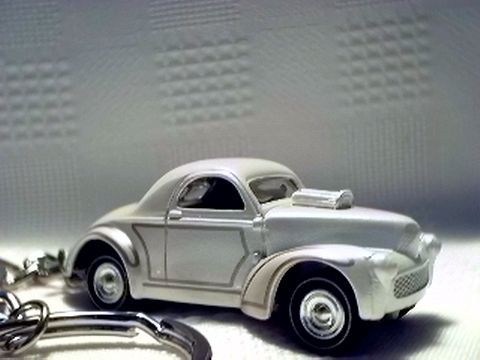 1941 Ford Willys Pearl White Willys Hot Rod Key Chain  