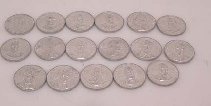 Lot 44 SHELLS COIN GAME States & Famous People  