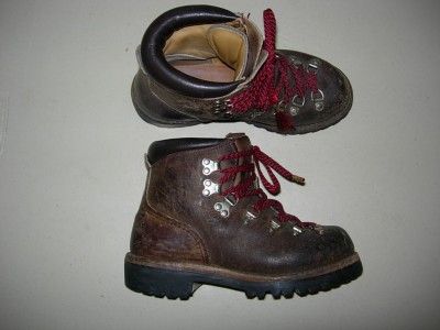 VASQUE MOUNTAINEERING/HIKING/Climbing Boots WOMENS Youth SZ 4 5 MADE 