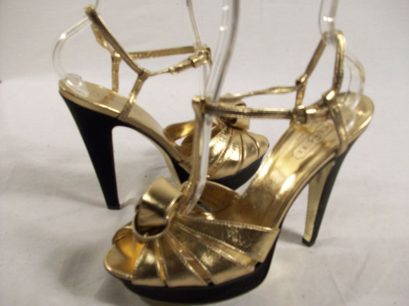 NEW COACH WOMENS ANJELICA PEEP TOE HEEL SANDAL GOLD PATENT 8 B MED $ 