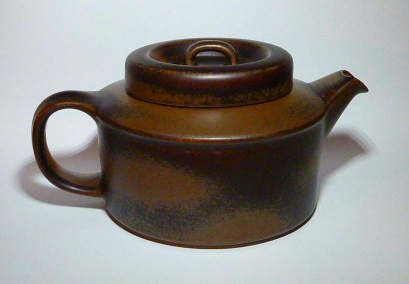 Arabia Ruska Tea Pot Ulla Procopé Finland  