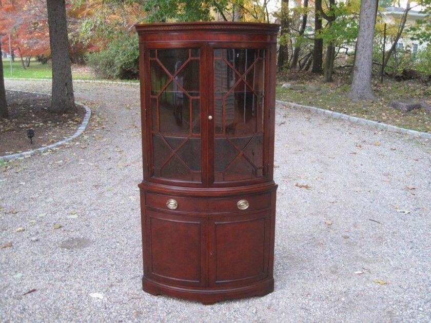 Drexel Travis Court Mahogany Corner Cabinet Fine Condition  