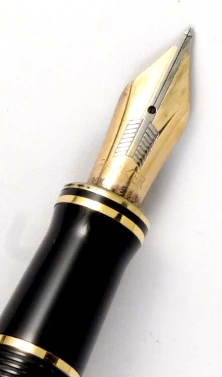 RARE PARKER DUOFOLD SR CENTENNIAL CLASSIC BLACK OVERSIZE FOUNTAIN PEN 