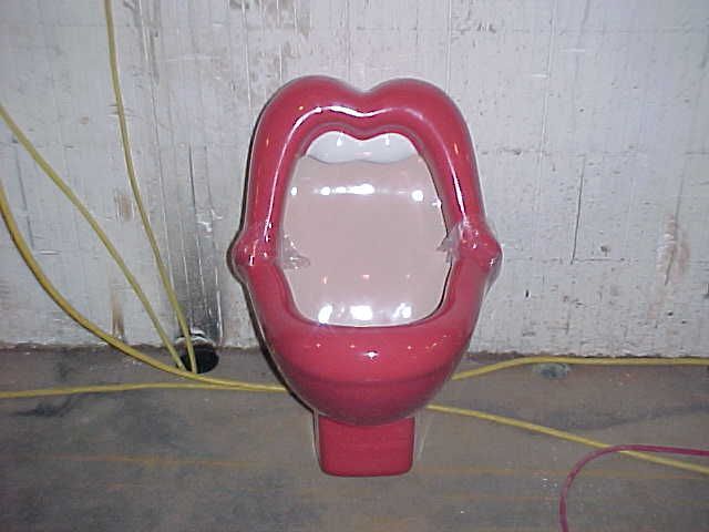 VERY RARE BIG MOUTH RED LIPS PORCELAIN URINAL TOILET  