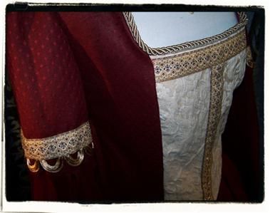 Burgundy and Gold Tudor Wedding Dress Renaissance costume Gown B 41