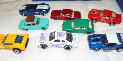 GREAT VINTAGE COLLECTION MATCHBOX CARS 37 IN 1960S CASE  