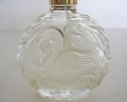 BEAUTIFUL Vintage Glass SWAN Perfume Bottle w/ Atomizer  