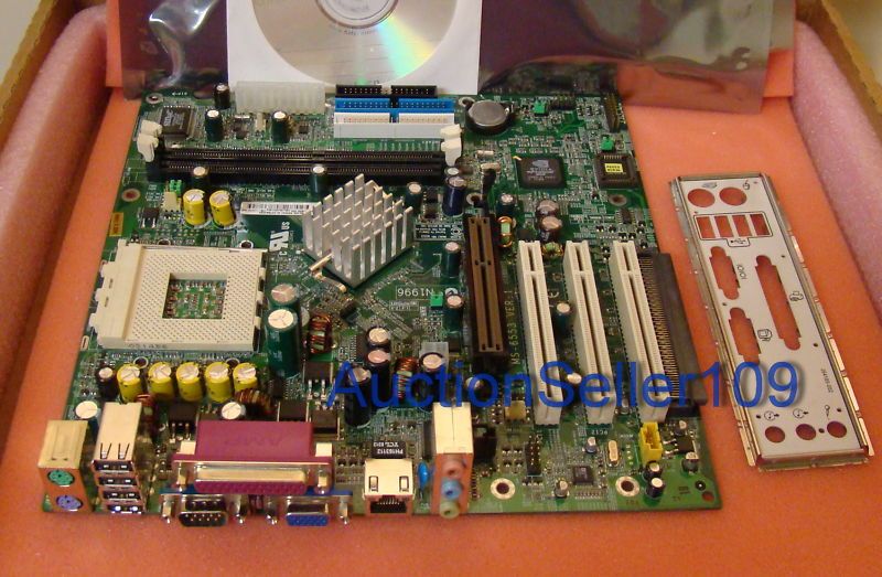 261671 001 Compaq/HP D315 Motherboard w/ New Caps + CD  