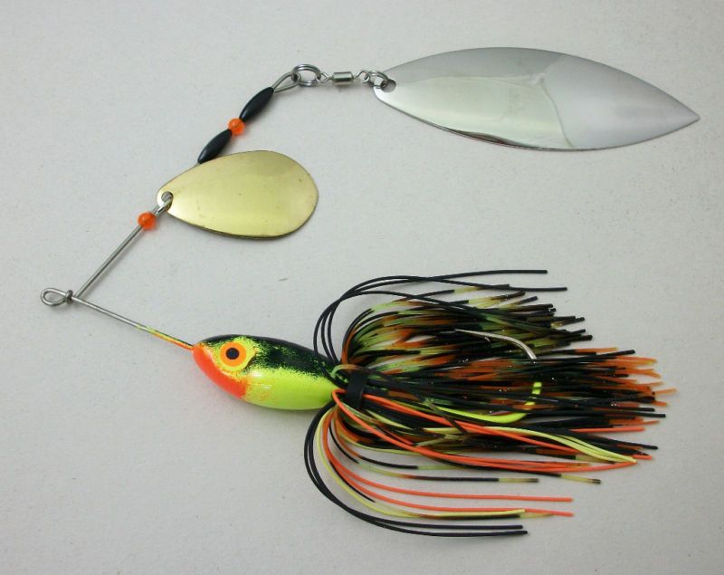 MUSKIE SPINNERBAIT 1.5 oz MUDDY WATER SHAD  