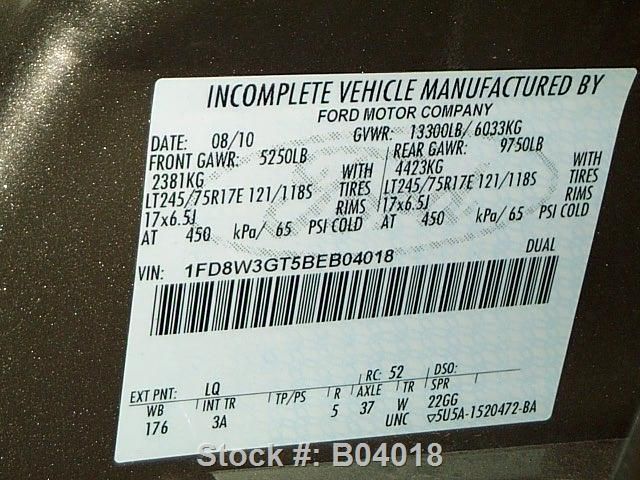 FORD F 350 CREW DIESEL DUALLY FLAT BED 6 PASS 53K in Commercial Trucks 