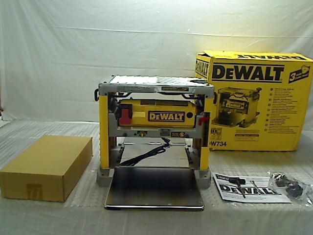 DEWALT DW734 15 Amp 12 1/2 Inch Benchtop Planer  