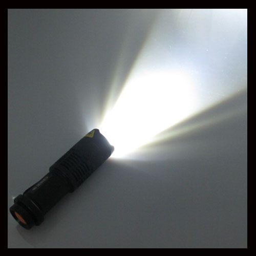 7W 300LM Mini CREE LED Flashlight Torch Adjustable Focus Zoom Light 