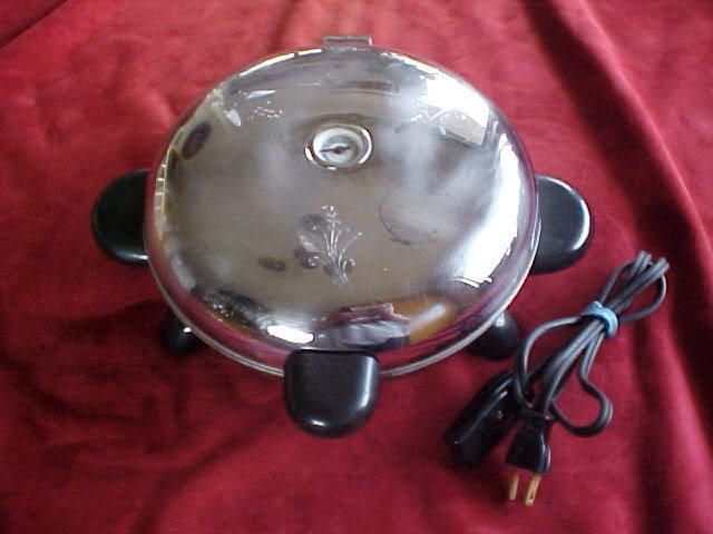 Vintage Manning Bowman Art Deco Round Waffle Iron Baker Maker  