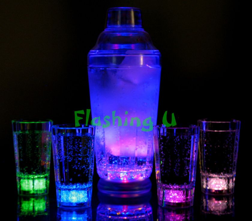   up LED COCKTAIL SHAKER & 4 SHOT GLASSES SET Flashing BARWARE Bar Tools