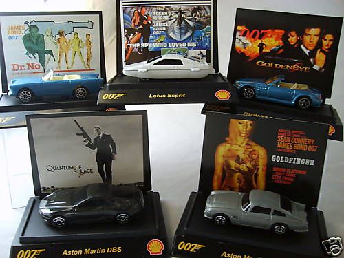 SHELL   JAMES BOND 007   5 CAR PROMOTIONAL SET 164 MIB  