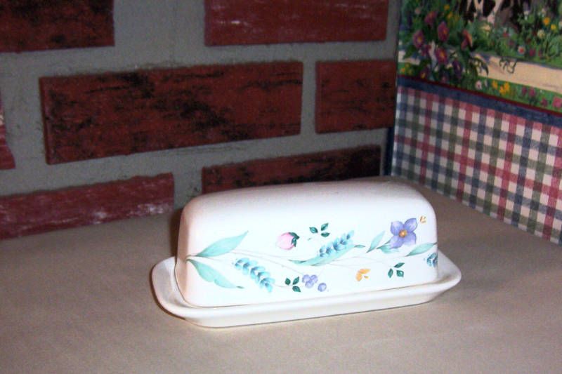 PFALTZGRAFF USA TEAL FLOWERED COVERED BUTTER DISH  