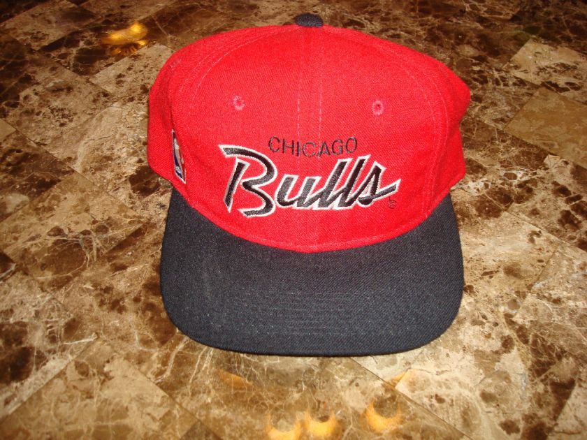 CHICAGO BULLS SCRIPT HAT CAP VINTAGE FITTED SIZE 7 1/8  