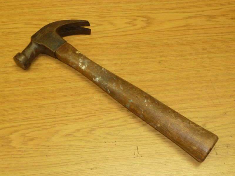 VINTAGE PLUMB TOOLS 16 oz. LEADER CLAW HAMMER  