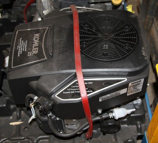 Kohler Courage 23 23hp vert shaft motor engine SV720  