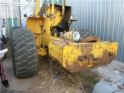 JOHN DEERE 644D FRONT END PAY LOADER NO MOTOR GOOD PARTS  