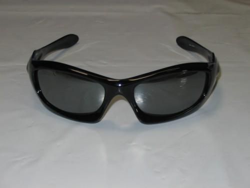 OAKLEY SUNGLASSES MONSTER DOG POLARIZED BLACK 12 804  